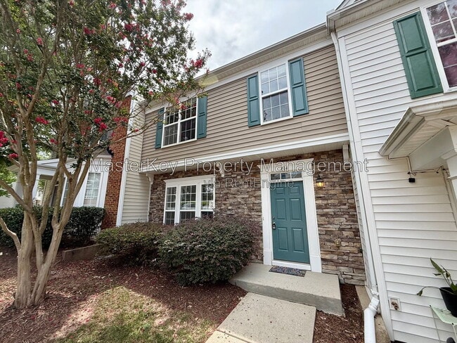 Photo - 414 Walnut Woods Dr