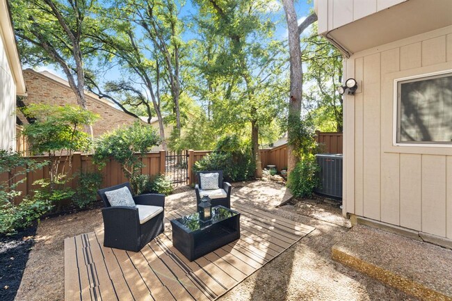 Photo - 8346 Summerwood Dr