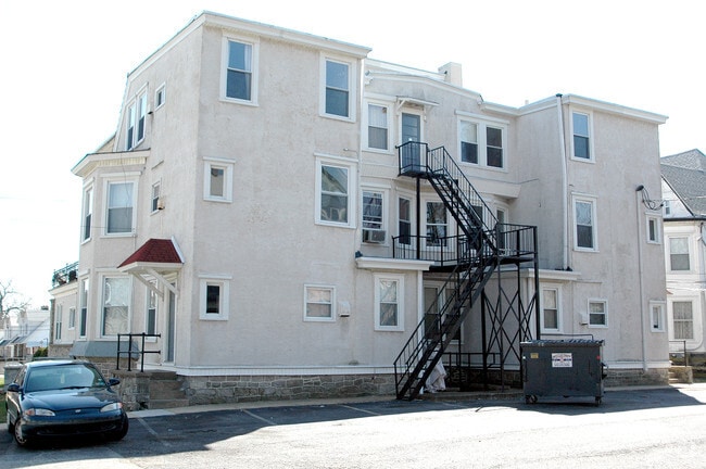 Romeo Court Apartments - Romeo Court Apartments