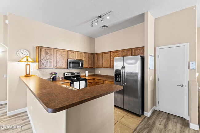 Photo - 2150 E Bell Rd Unit 1140