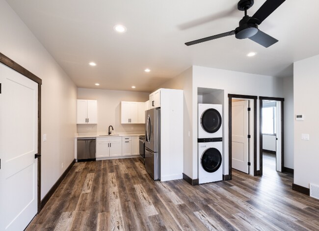 Photo - 288 E 5th S Unit ADU