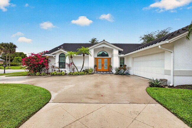 Photo - 12897 La Rochelle Cir