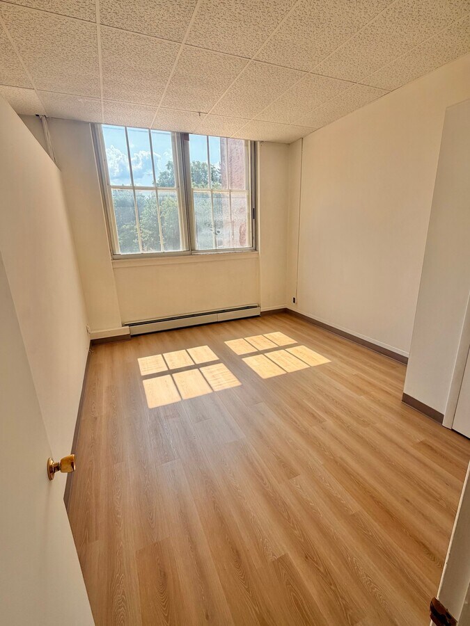 Photo - 181 Main St Unit 105