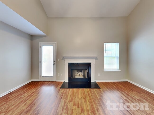 Photo - 7432 Hidden Creek Dr