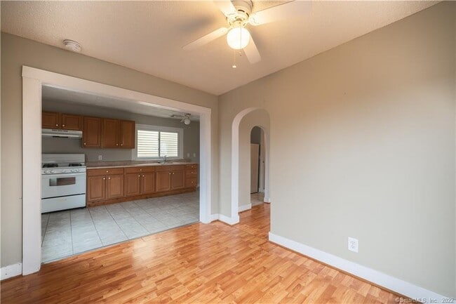 Photo - 762 State St Unidad 2