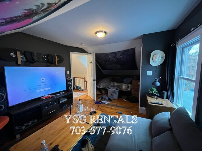 10 Alleghany St