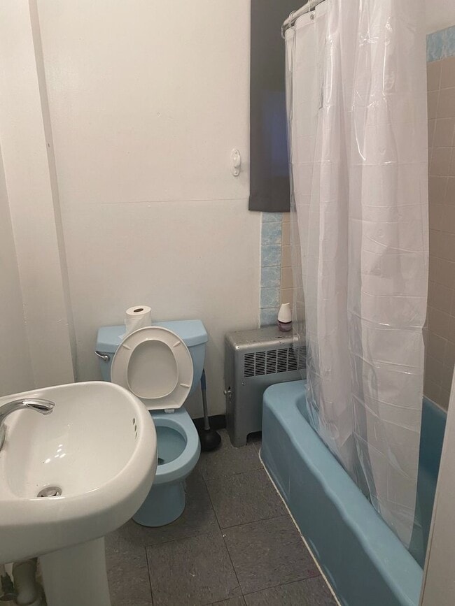 Photo - Spacious Rooms! W/D! Available Now!