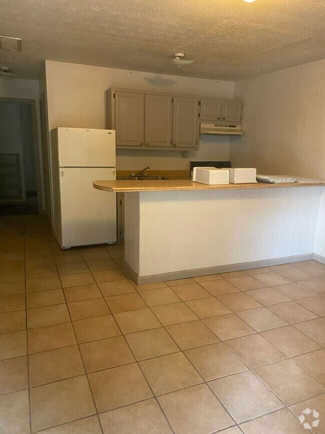 Building Photo - Monthly Paid Rent Unit 5 Rental
