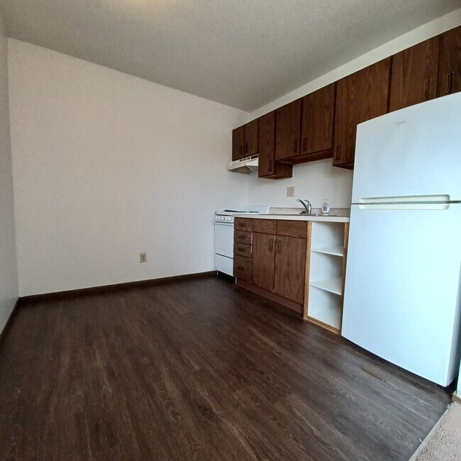 Photo - 980 Eisenhower Rd Unit 17