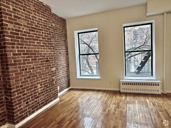 Building Photo - 208 W 82nd St Unit 2A Rental