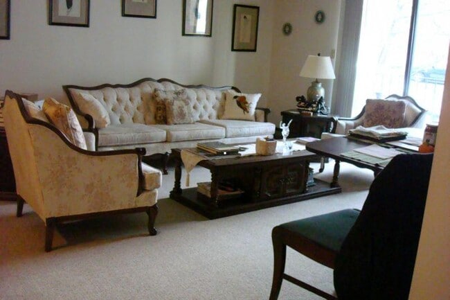 Photo - 53 Hemenway St