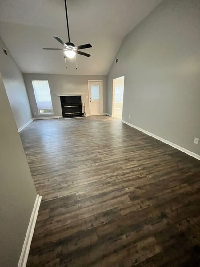 Photo - A Stunning Home Awaits in Crestview Planta...
