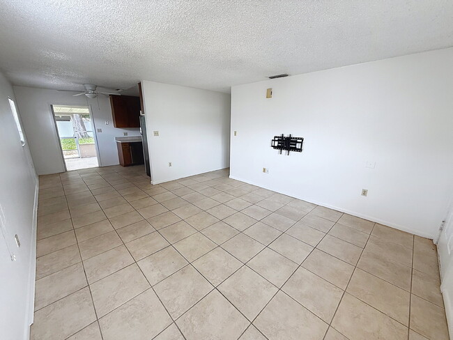 Photo - Lovely 2 bedroom 1 bath!