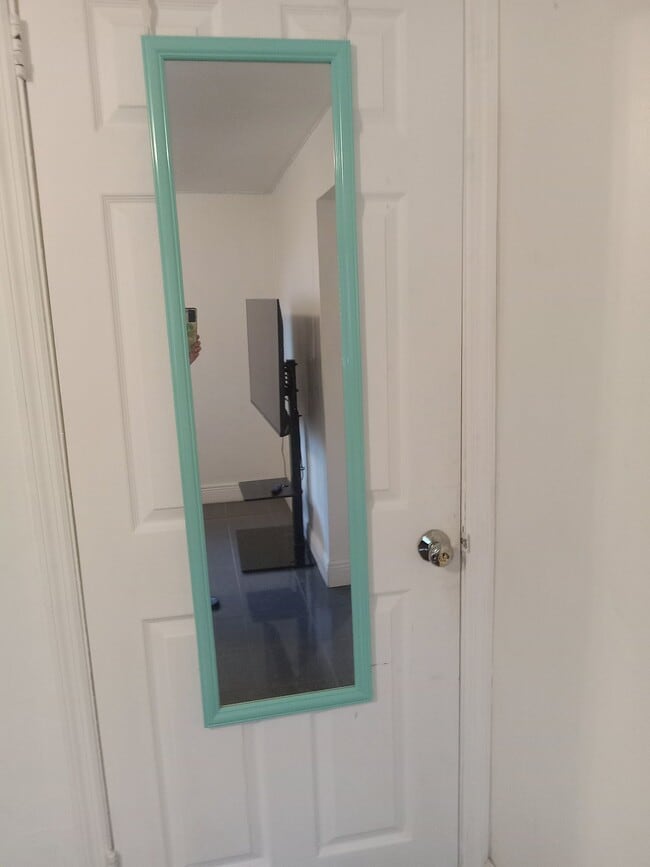 Photo - 1001 NE 88th St