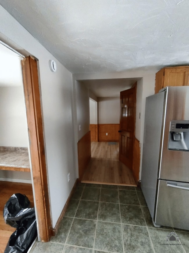 Photo - 328 N Pond Rd