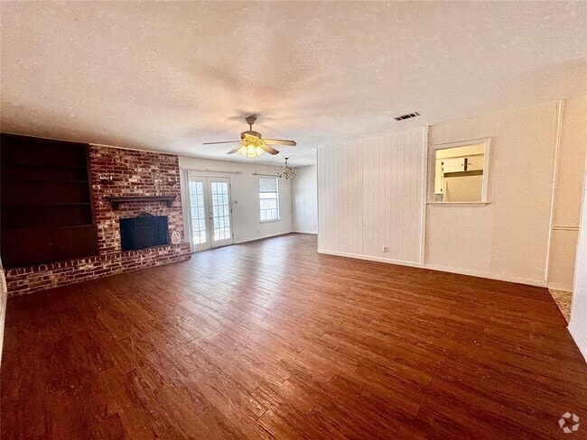 Building Photo - 4713 Sagebrush Trail Rental
