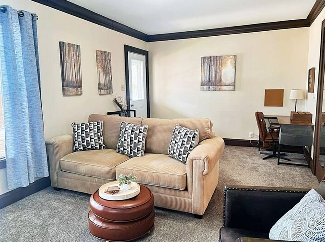 Photo - 819 Bell Ave