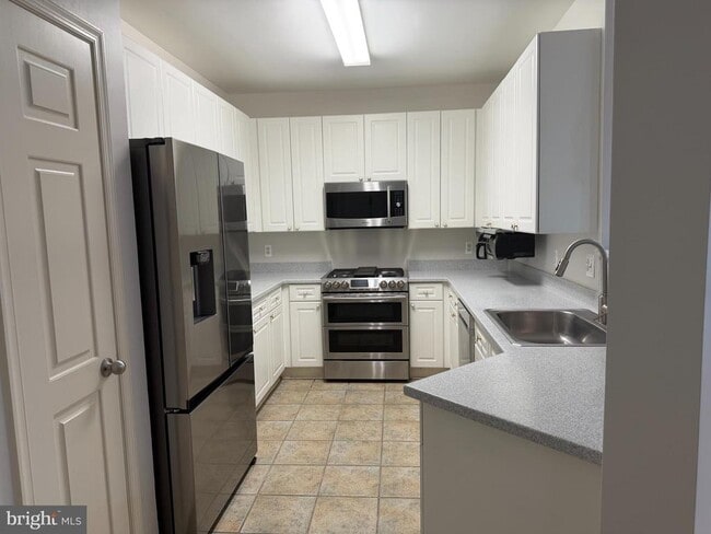 Photo - 8181 Carnegie Hall Ct Unit 102