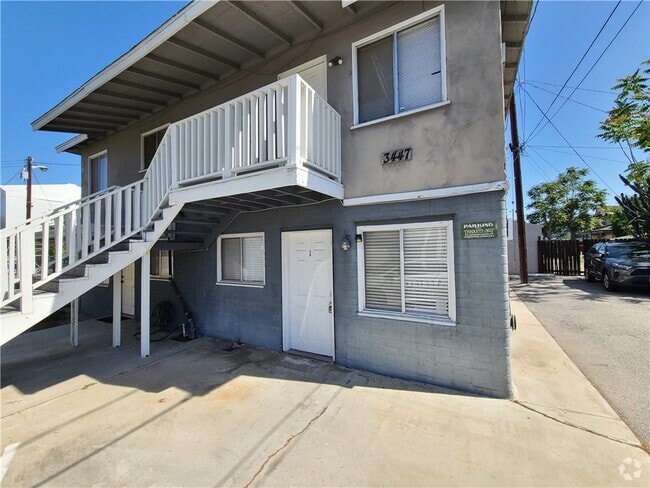 Building Photo - 3447 4th St Unit 1 Rental