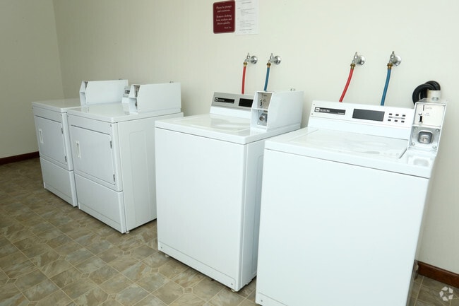 Foto del diseño de interior - Clairemont Village Apartments and Townhomes