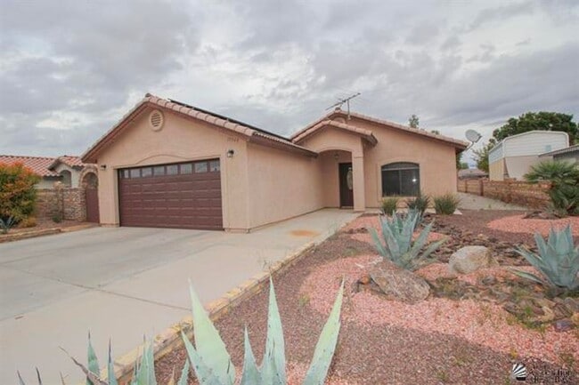 Building Photo - 3 Bedroom SOLAR Home in the Foothills for Rent!
