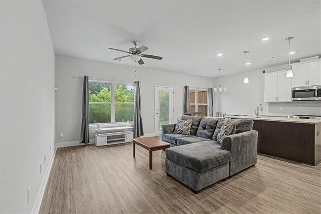 Photo - 1360 Sugar Glen Ct