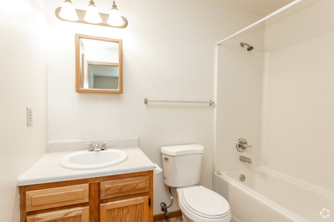 2BR, 2BA - Master Bathroom