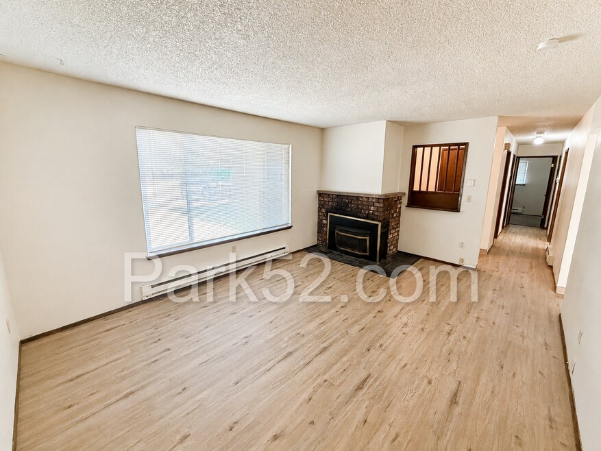 22306 42nd Ave E