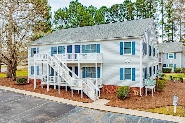 Building Exterior - Ashton Woods at East Carolina