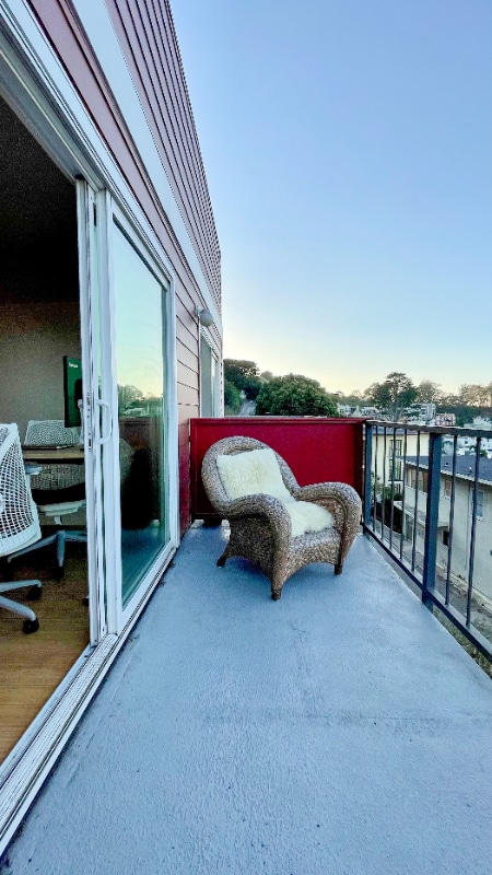 Photo - 275 Burnett Ave