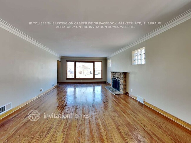 Photo - 2645 W 94th St House