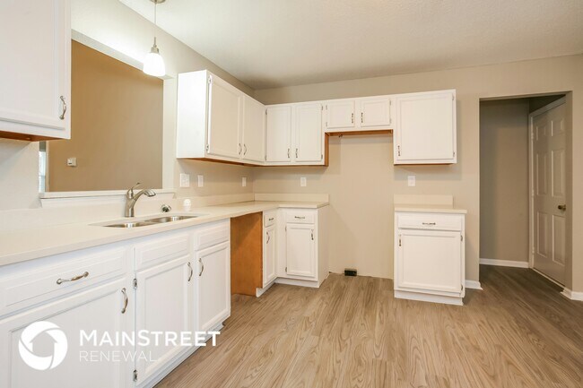 Photo - 7140 Karst Ct