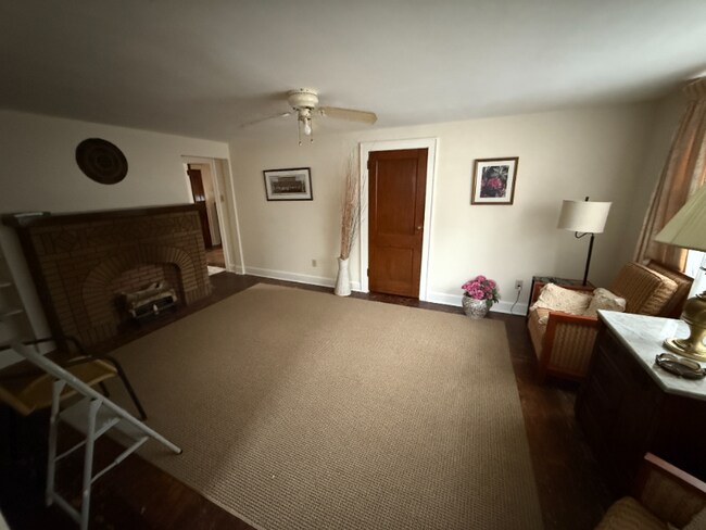 Photo - 639 Mulberry Ave Unit 3/Upper