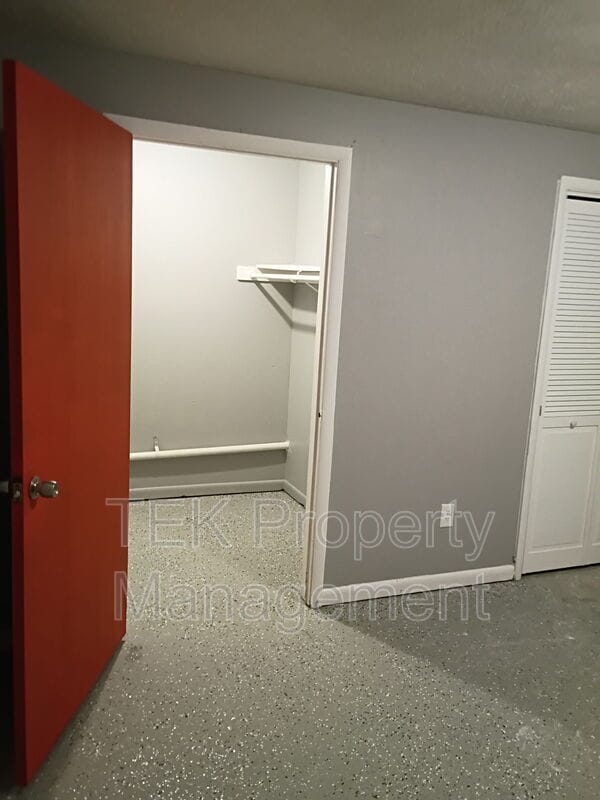 Photo - 471-473 North Goodman Street