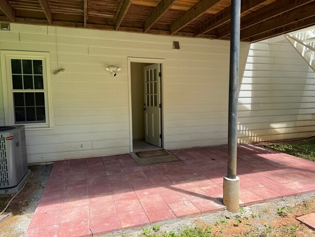 Photo - 2786 Brookcliff Landing NE