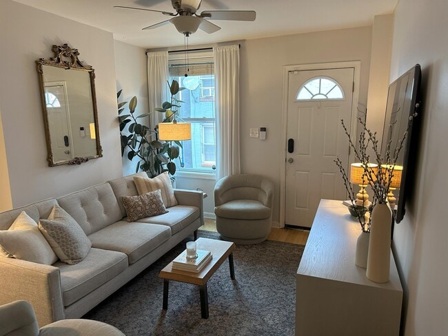 Photo - 128 N Bradford St