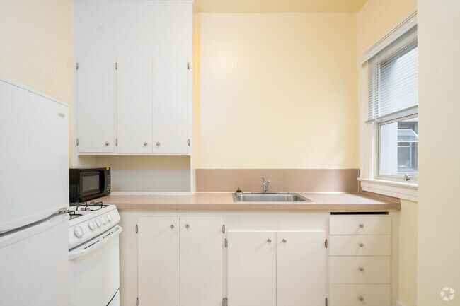 1BD, 1BR - 550-650SF