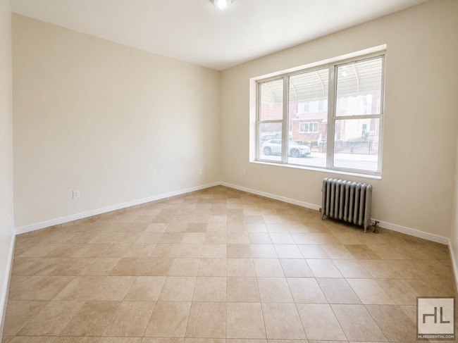 Photo - BAY 22 STREET Unit 1F