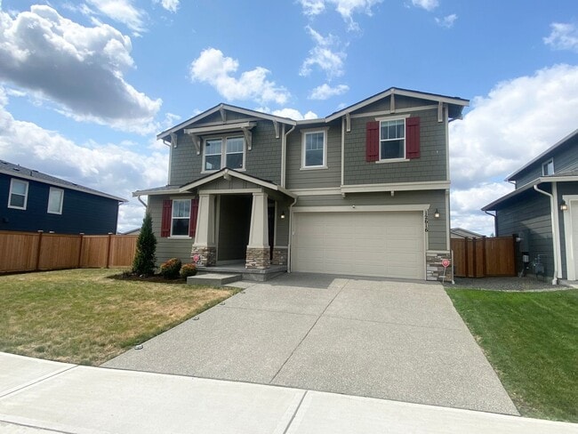 Building Photo - Modern Bonney Lake Home w/ AC  **SHORT TERM LEASE **