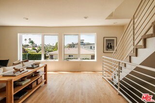 Photo - 691 Mildred Ave