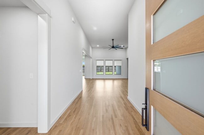 Photo - 12909 S 21st Pl E