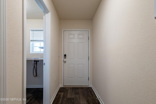 Photo - 2446 Oak Stream Dr