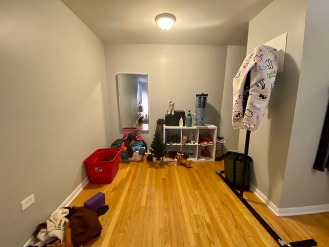 Photo - 541 W Oakdale Ave