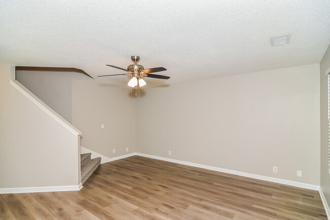 Photo - 2728 Painted Pony Dr