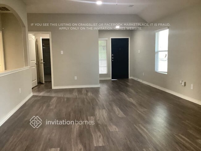 151 E Kirnwood Dr