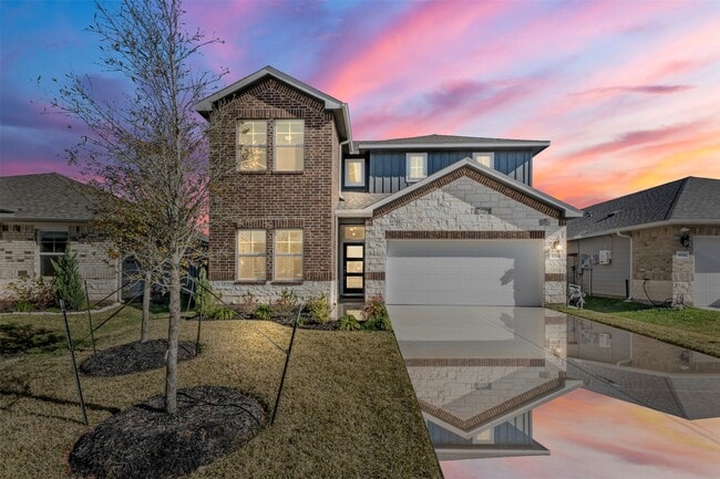 Building Photo - 38746 Yellowstone Dr