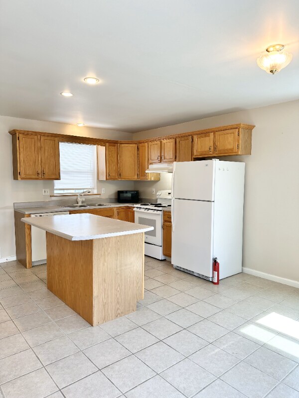 Photo - 1001 Bloom St