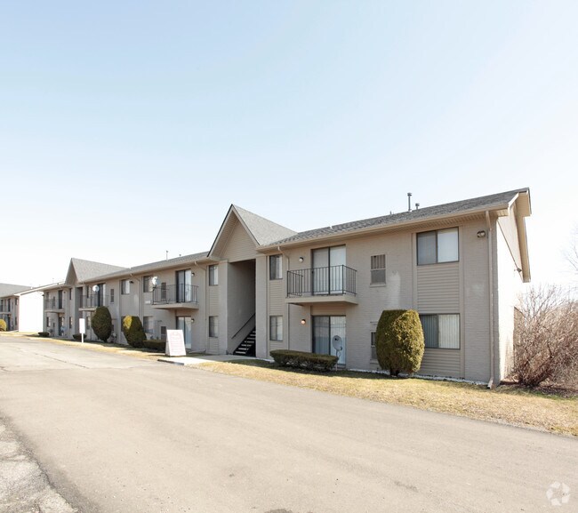 Glenwood Apartments Clinton Township, MI