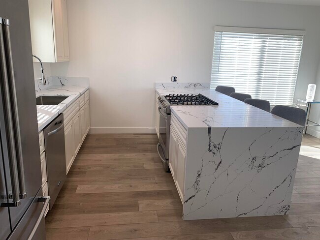 Photo - 4673 Terrace Dr Unit Apt B