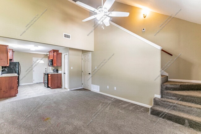 Photo - 1 Bedroom 2 Bath Available NOW